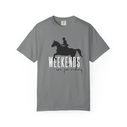 Weekends are for Riding Tee- English Edition